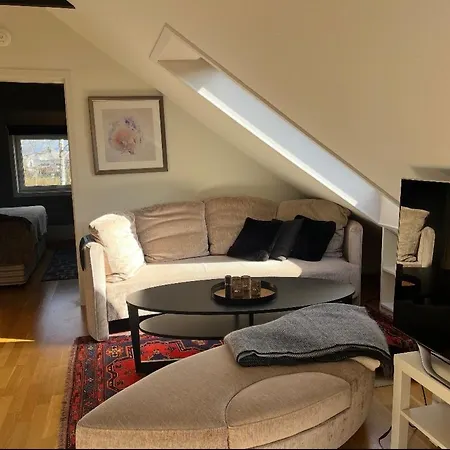 Centrally Located In Apartment